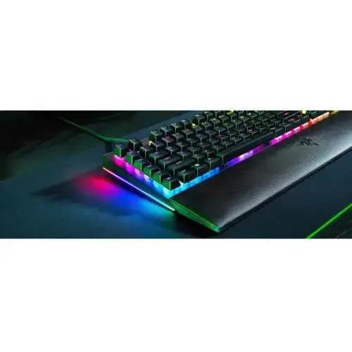 Клавіатура Razer BlackWidow V4 (RZ03-04690100-R3M1)