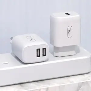 Мережевий зарядний пристрій SkyDolphin SC22EBL 2USB 2.1A White + Lightning cable (MZP-000162) Мережевий зарядний пристрій SkyDolphin SC22EBL 2USB 2.1A White + Lightning cable (MZP-000162)