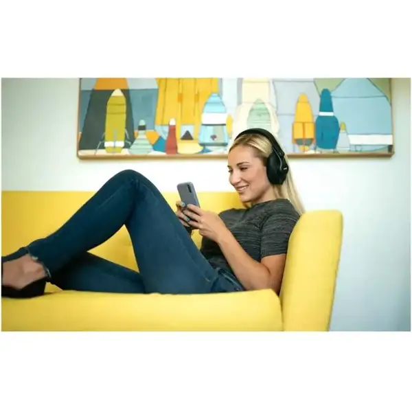 Навушники з мікрофоном AKG K371-BT