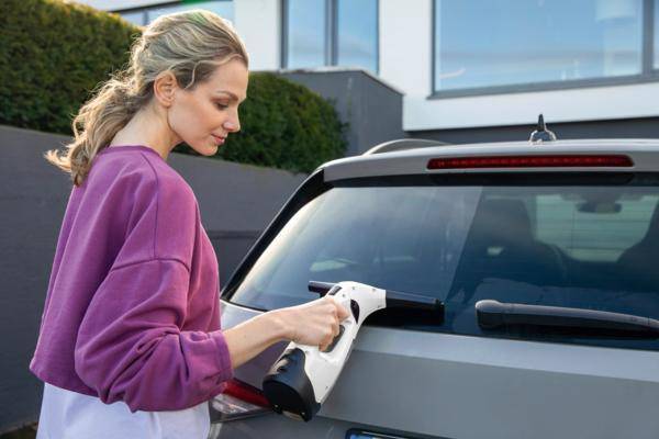 віконний пилосос Karcher WV 2 Plus NP (1.633-661.0)