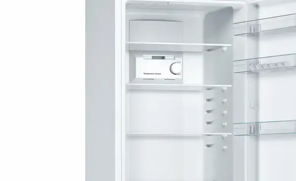 Холодильник з морозильною камерою Bosch KGN36NW306