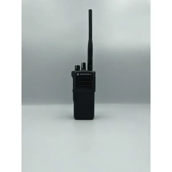 Професійна портативна рація Motorola DP 4400E VHF