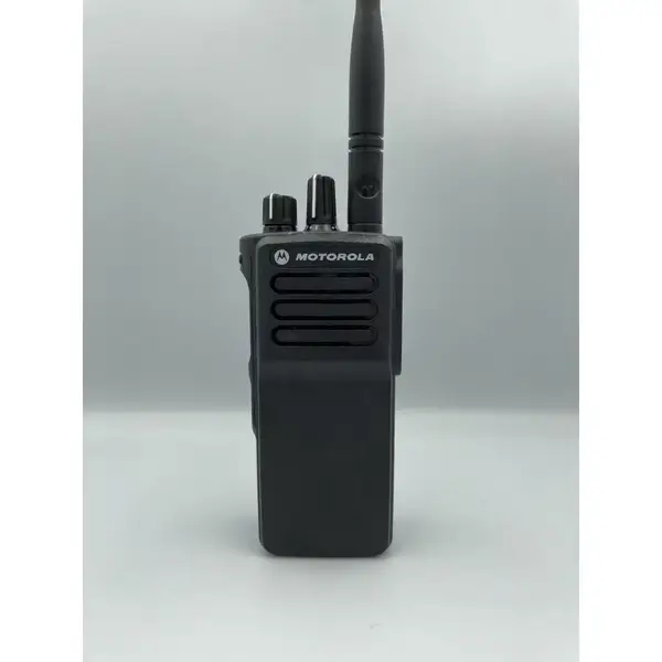 Професійна портативна рація Motorola DP 4400E VHF