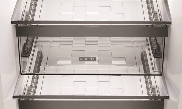 Холодильник з морозильною камерою Whirlpool WHK 26362 XBR4U