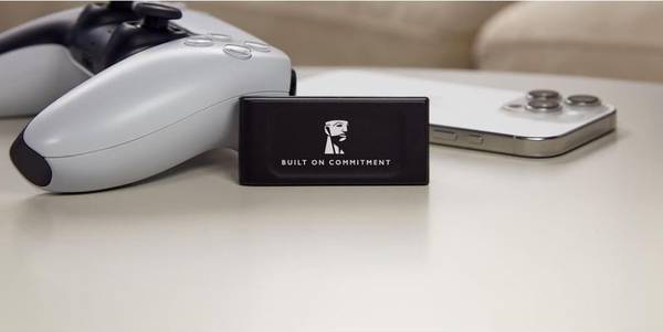 SSD накопичувач Kingston XS1000 1 TB Black (SXS1000/1000GA)