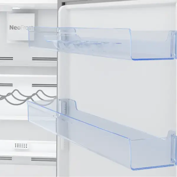 Холодильник з морозильною камерою Beko RCNA366K30W