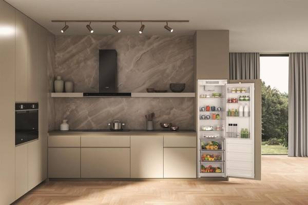 Холодильна камера Whirlpool WHSD18A013C1