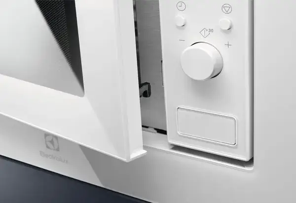 Мікрохвильовка Electrolux LMS2173EMW