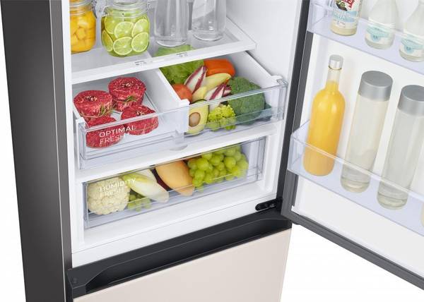 Холодильник з морозильною камерою Samsung RB38C6B6D39/UA