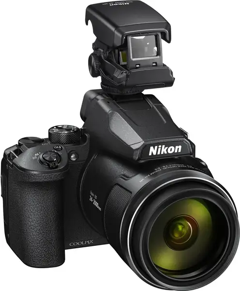 Компактний фотоапарат Nikon Coolpix P950 (VQA100EA)