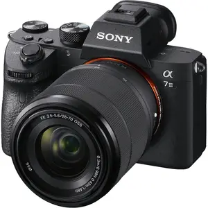 Бездзеркальний фотоапарат Sony Alpha A7 III kit (28-70mm) (ILCE7M3KB)