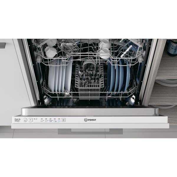 Посудомийна машина Indesit D2I HL326