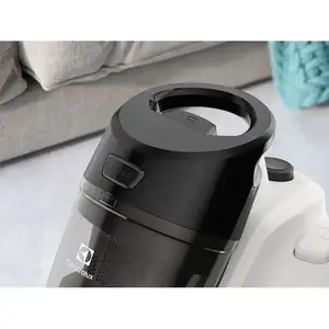 Пилосос безмішковий Electrolux EC41-2SW