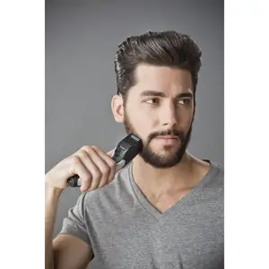 Триммер для бороды и усов Remington MB320C