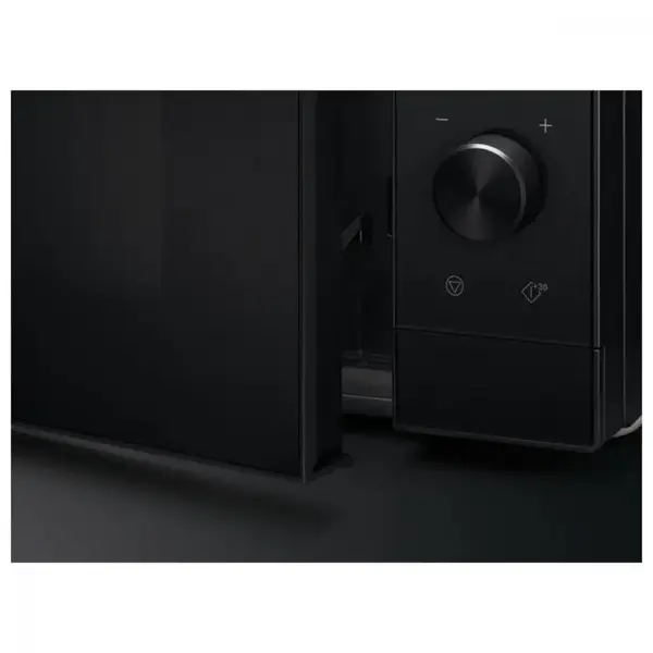 Мікрохвильовка з грилем Electrolux EMZ725MMK