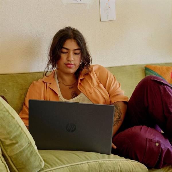 Ноутбук HP 15-fd1062ua Black (B23CNEA)