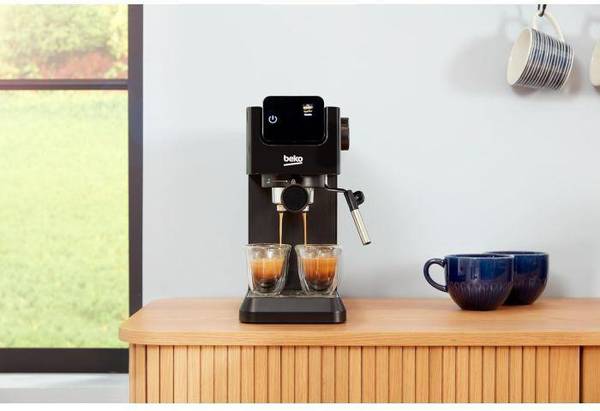 Рожковая кофеварка эспрессо Beko CEP5302B