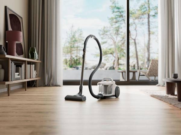 Пилосос безмішковий Electrolux EL51C2SW