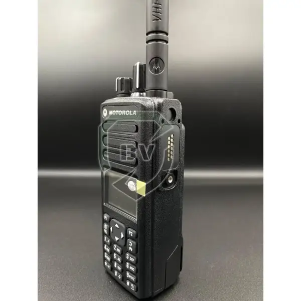 Професійна портативна рація Motorola DP 4800e VHF