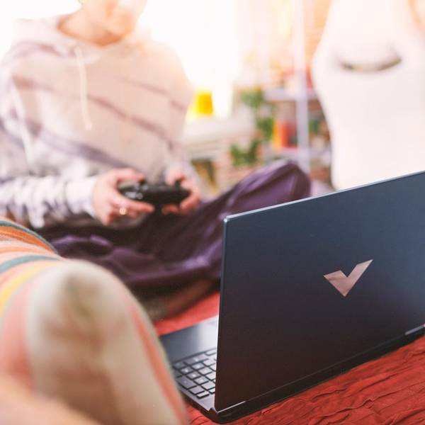 Ноутбук HP Victus 15-fb3046ru Performance Blue (BV8X8EA)