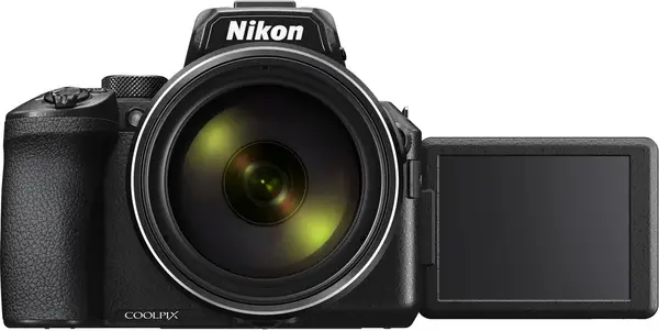 Компактний фотоапарат Nikon Coolpix P950 (VQA100EA)